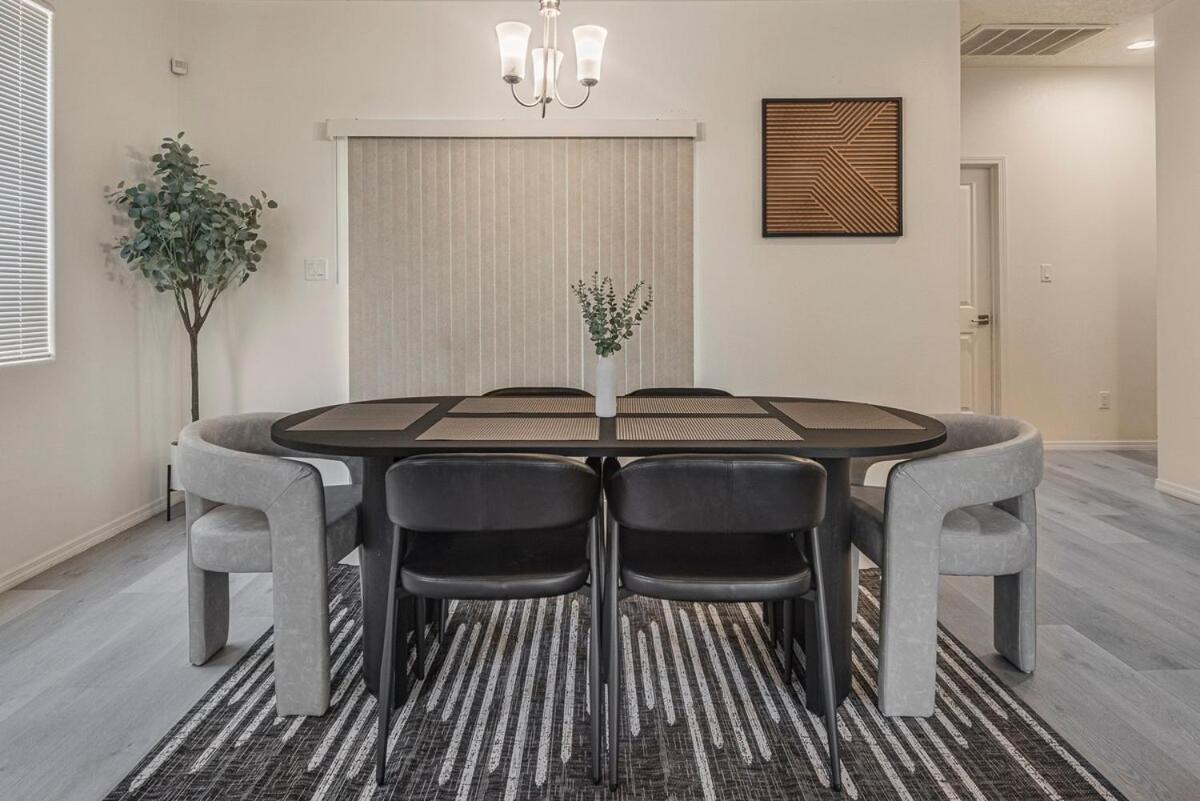Modern Home 3Br Next To Airport & Netflix Albuquerque Bagian luar foto